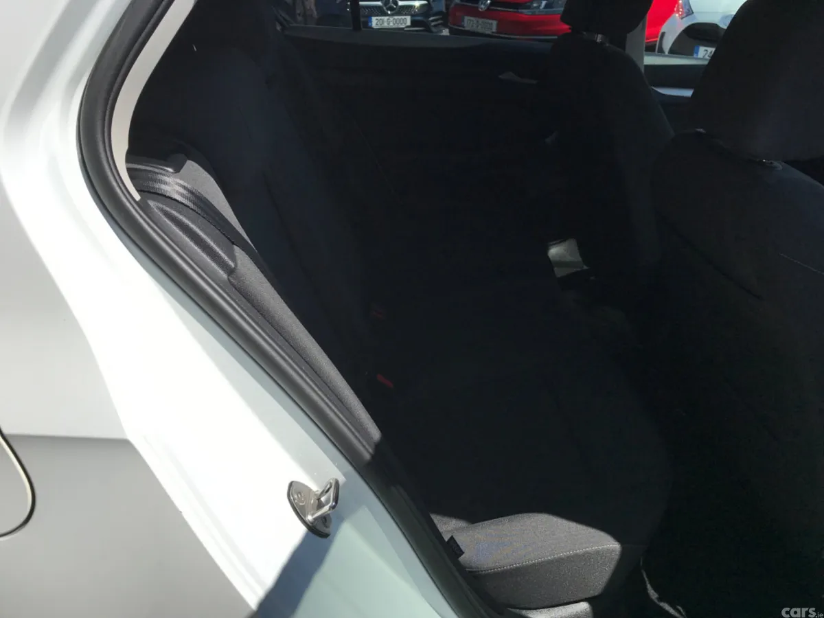 Volkswagen Golf Hatchback, Diesel, 2022, White