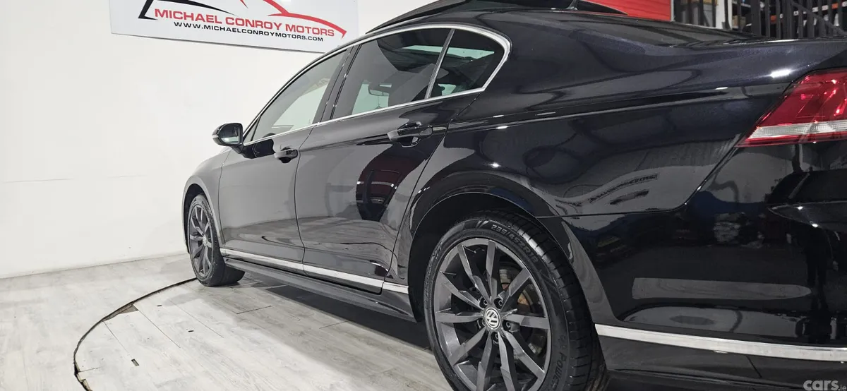 Volkswagen Passat Saloon, Diesel, 2017, Black