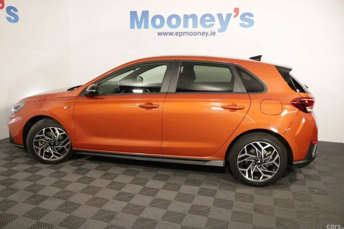 Hyundai i30 Hatchback, Petrol, 2025, Orange