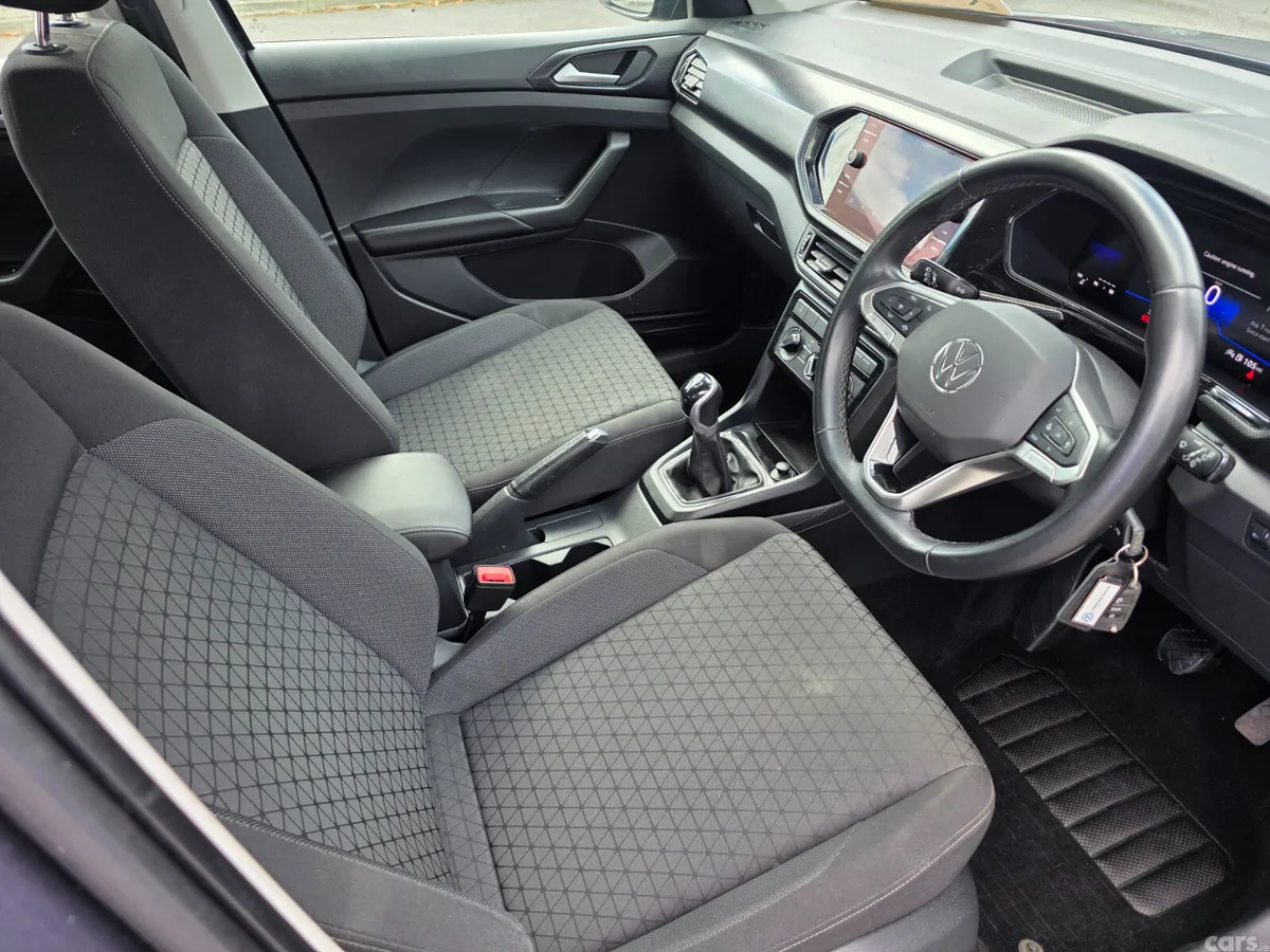 Volkswagen T-Cross SUV, Petrol, 2023, Grey