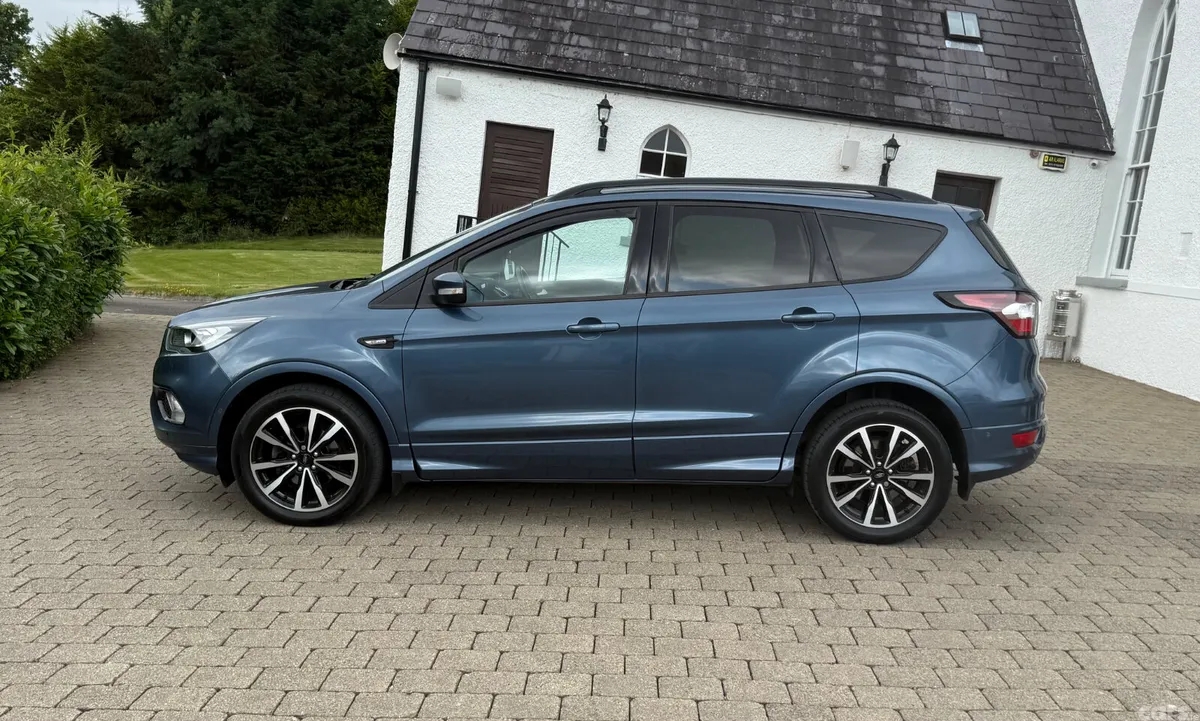 Ford Kuga SUV, Diesel, 2019, Blue