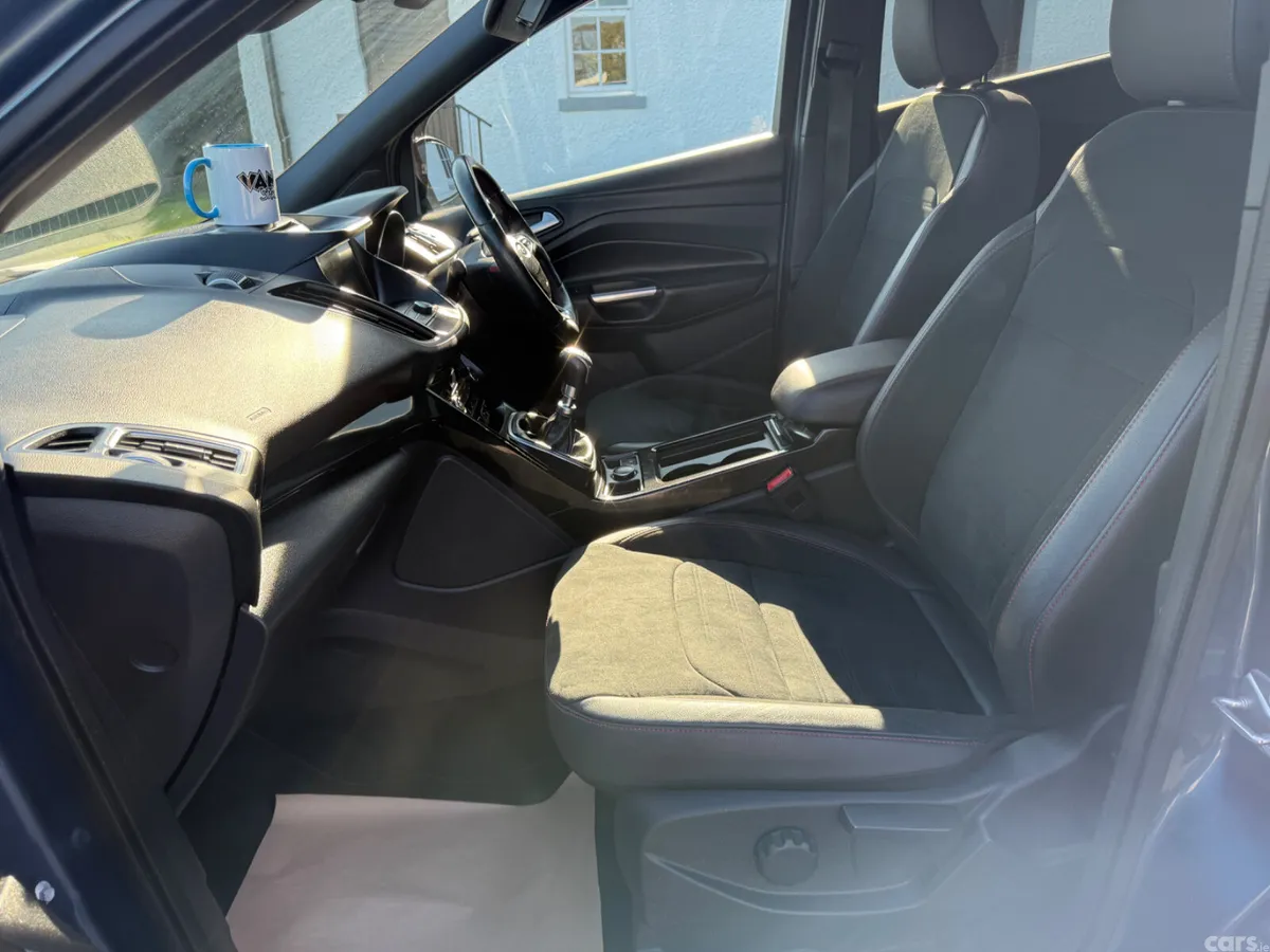 Ford Kuga SUV, Diesel, 2019, Blue