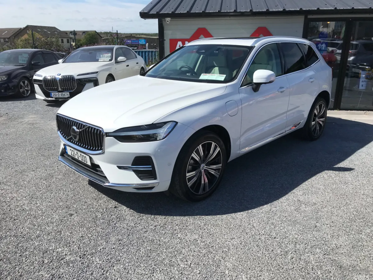 Volvo XC60 SUV, Petrol Plug-in Hybrid, 2022, White