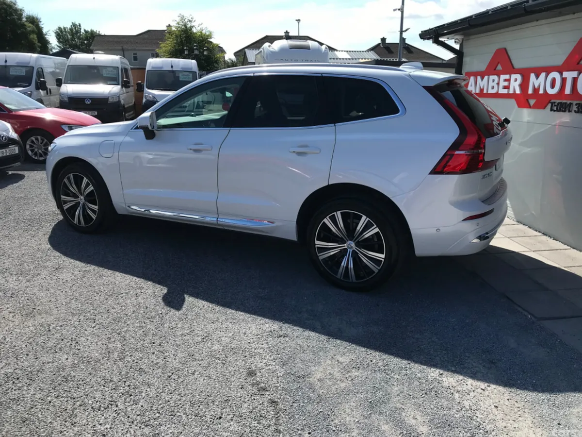 Volvo XC60 SUV, Petrol Plug-in Hybrid, 2022, White