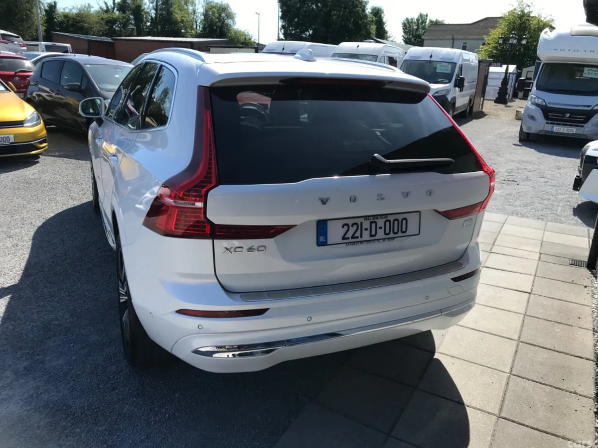 Volvo XC60 SUV, Petrol Plug-in Hybrid, 2022, White