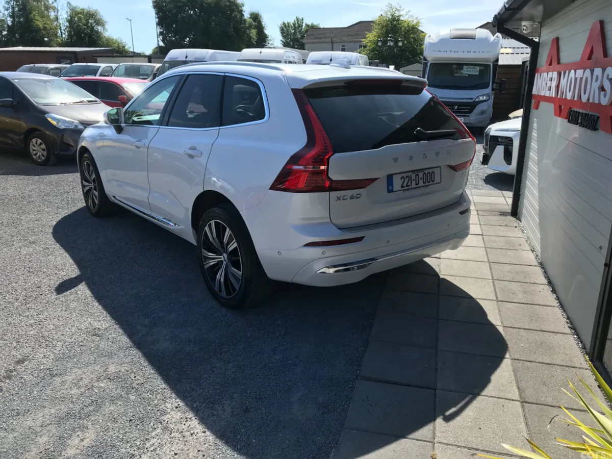 Volvo XC60 SUV, Petrol Plug-in Hybrid, 2022, White