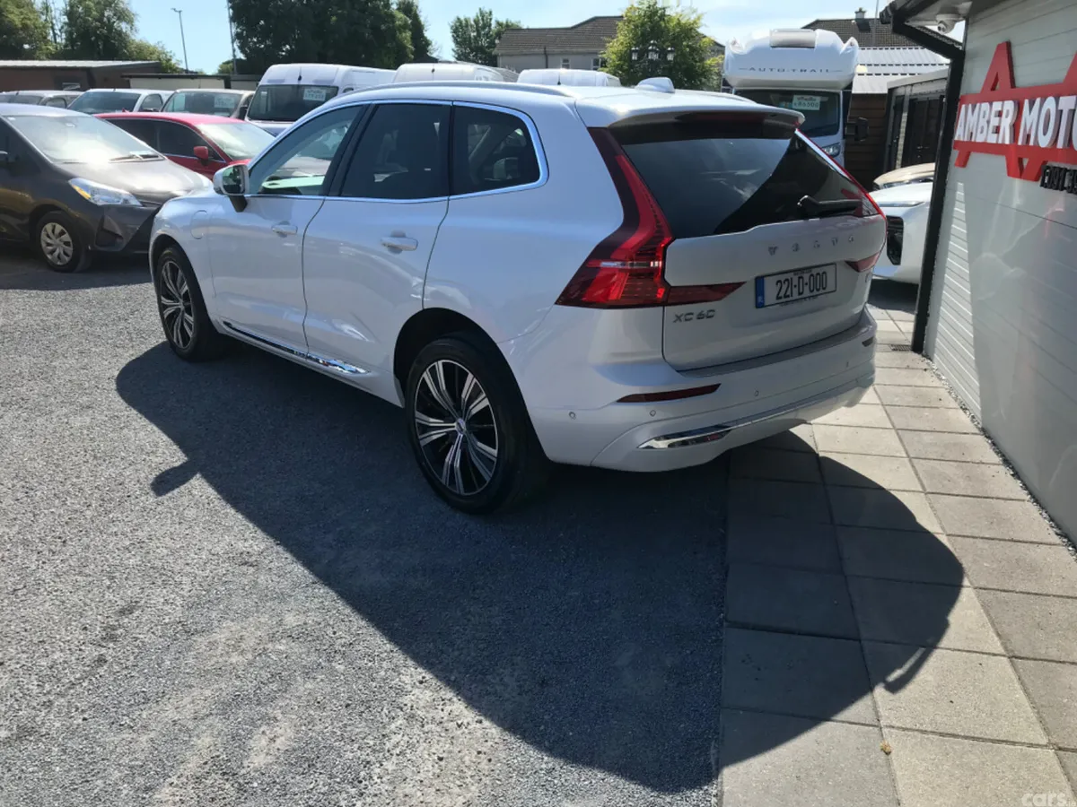 Volvo XC60 SUV, Petrol Plug-in Hybrid, 2022, White