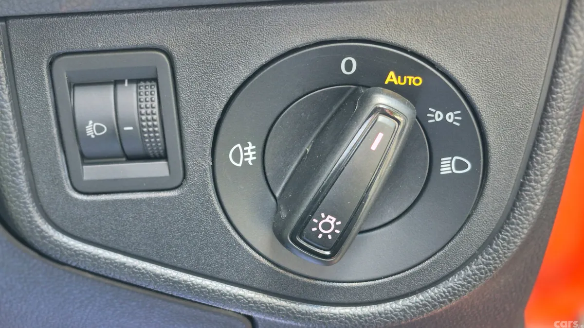 Volkswagen Polo Hatchback, Petrol, 2019, Orange