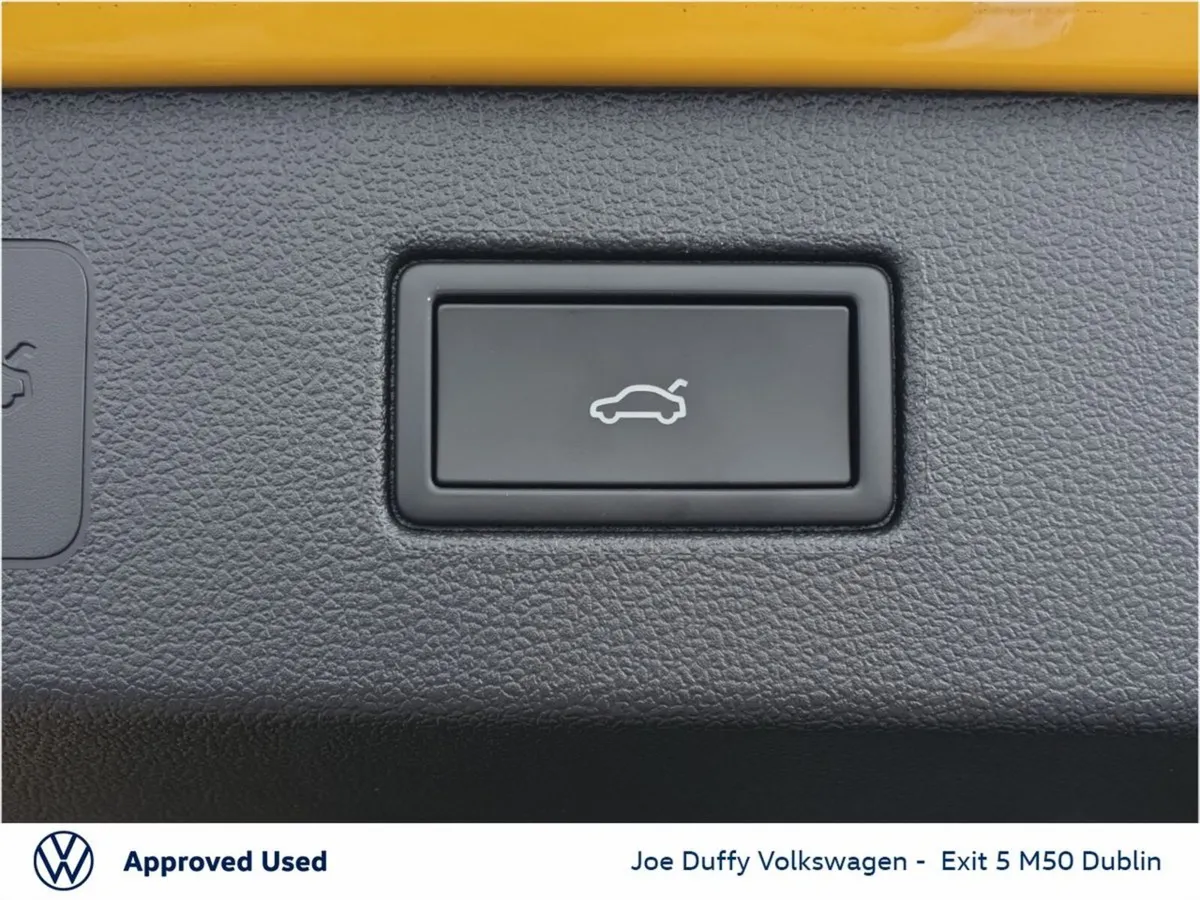 Volkswagen T-Roc SUV, Petrol, 2026, Yellow