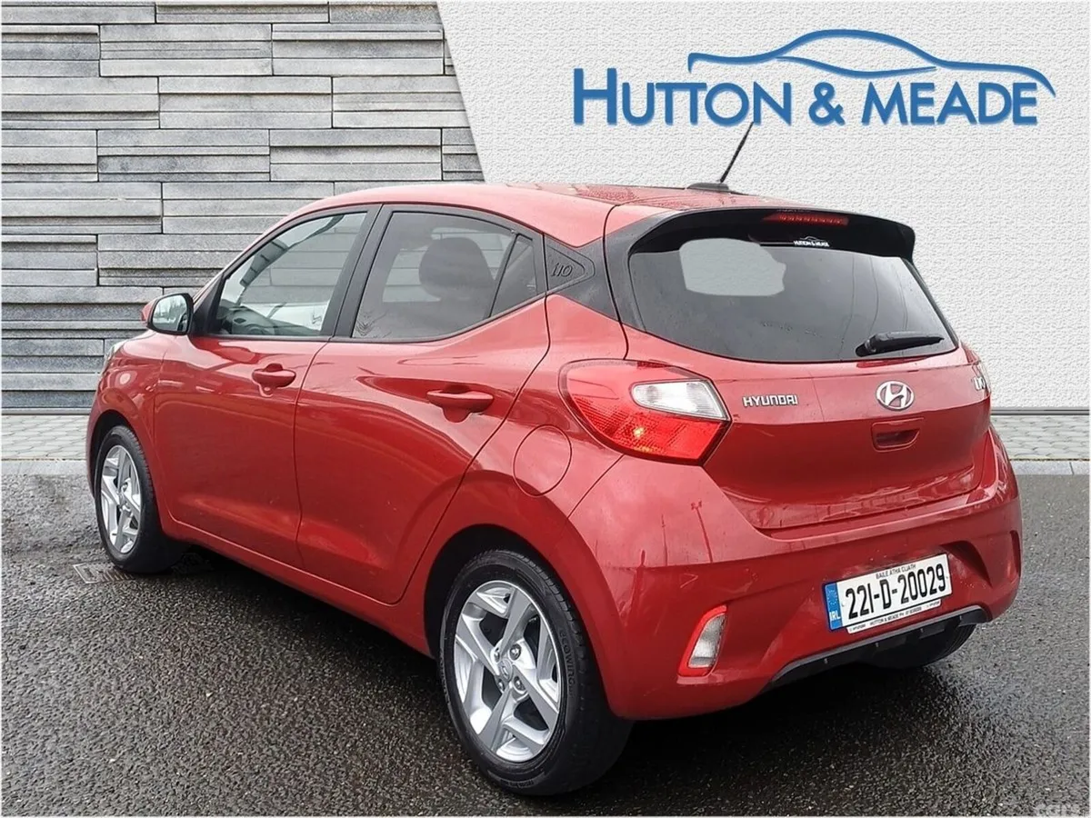 Hyundai i10 Hatchback, Petrol, 2022, Red