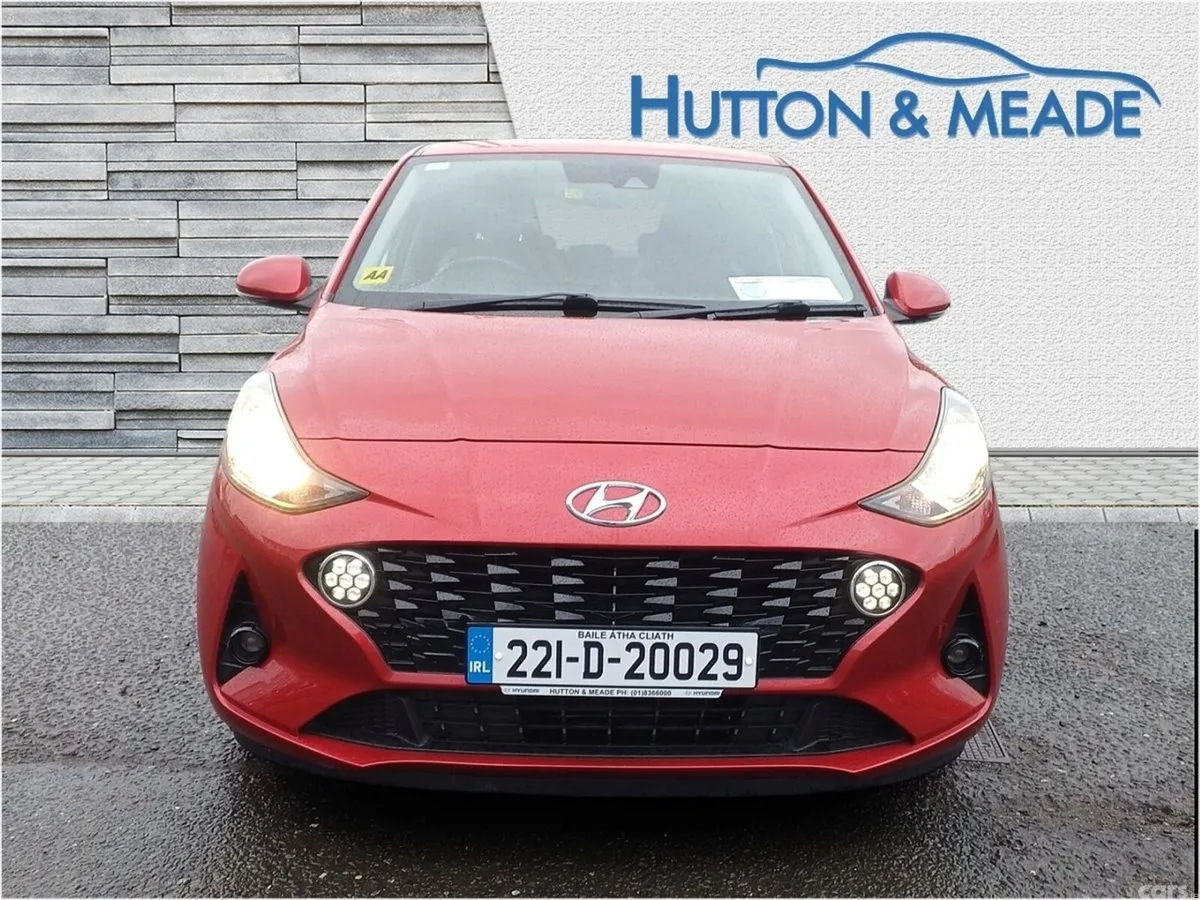 Hyundai i10 Hatchback, Petrol, 2022, Red