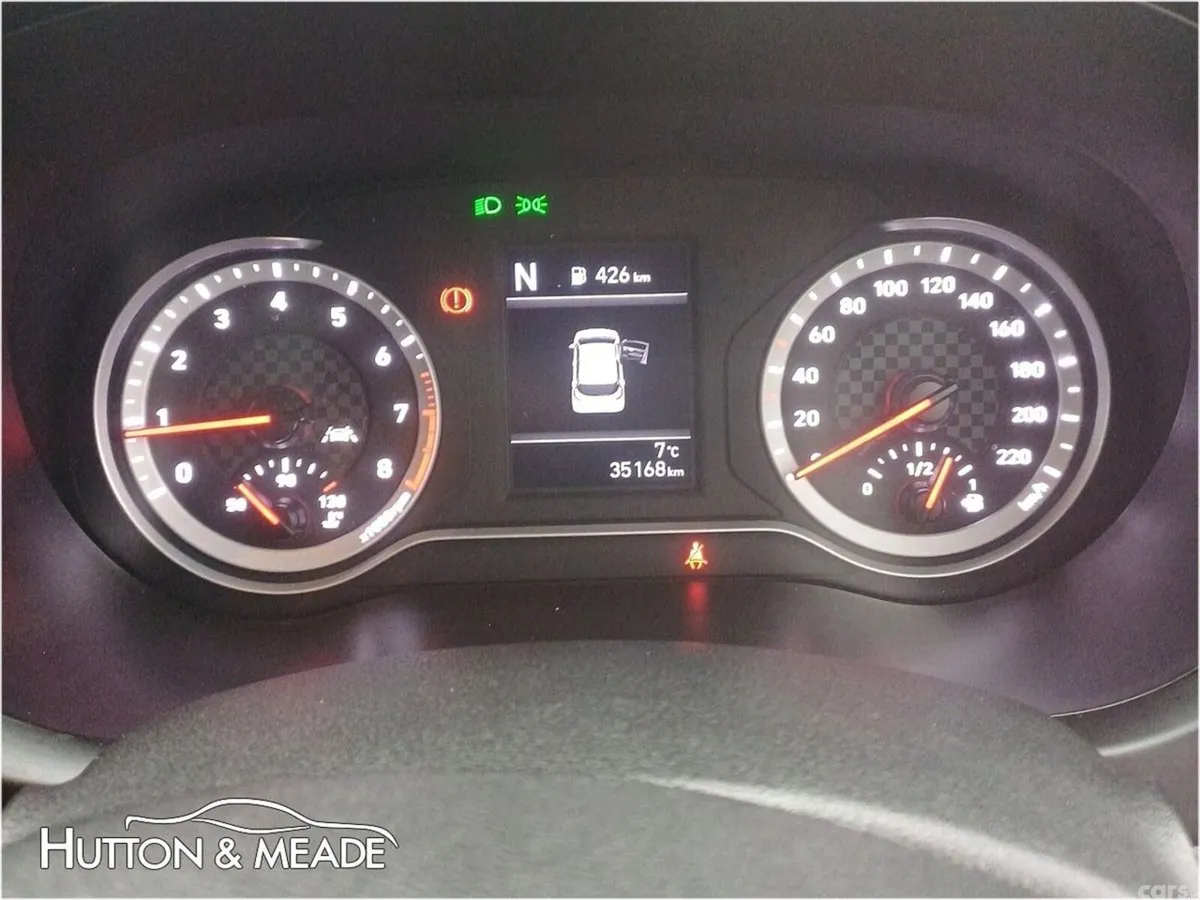 Hyundai i10 Hatchback, Petrol, 2022, Red