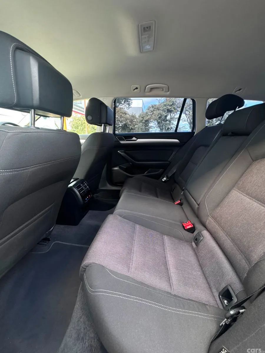 Volkswagen Passat Estate, Petrol, 2016, Grey