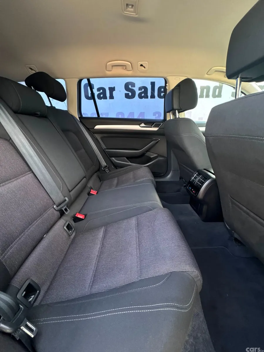 Volkswagen Passat Estate, Petrol, 2016, Grey