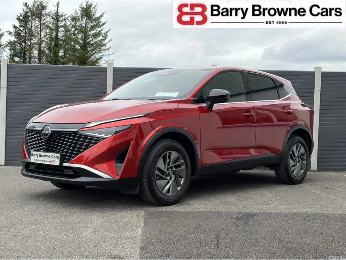 Nissan Qashqai SUV, Petrol Hybrid, 2025, Red