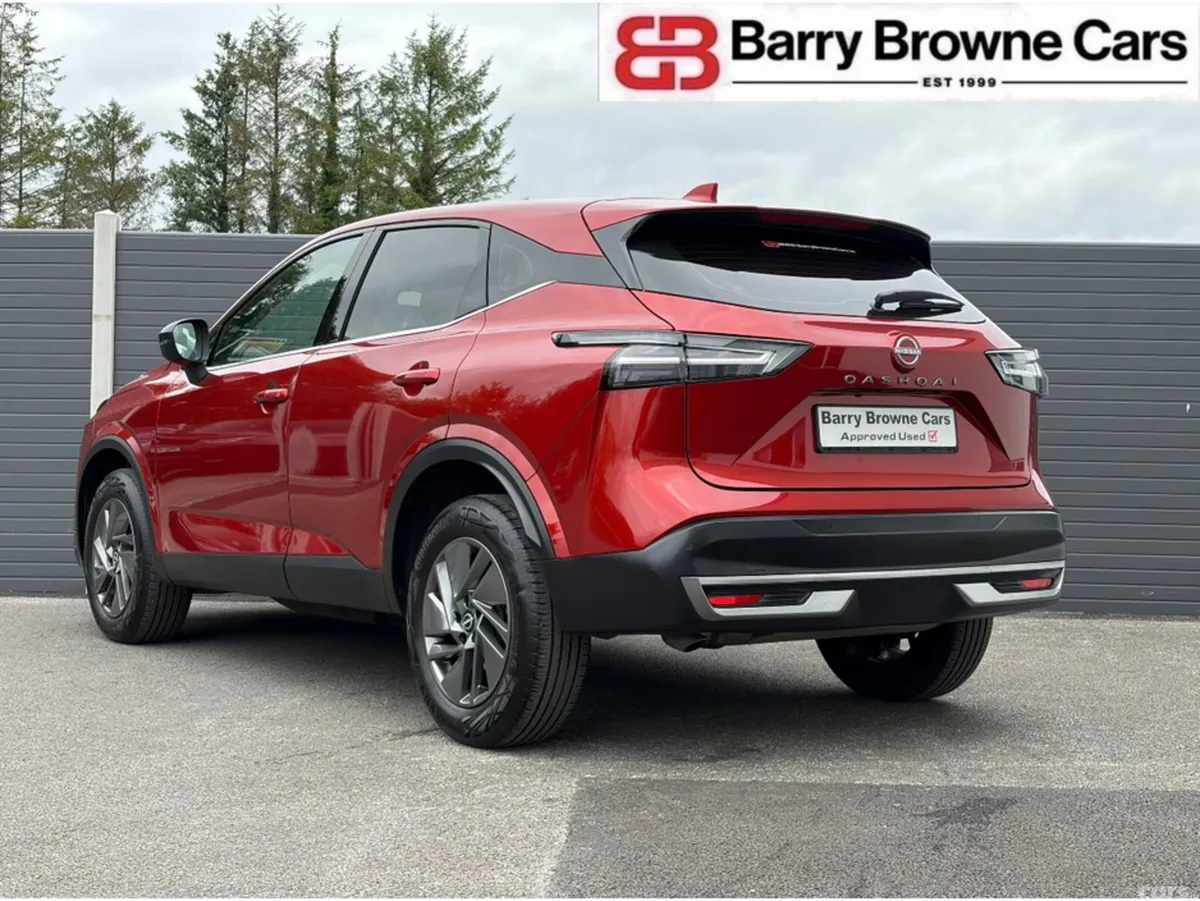 Nissan Qashqai SUV, Petrol Hybrid, 2025, Red