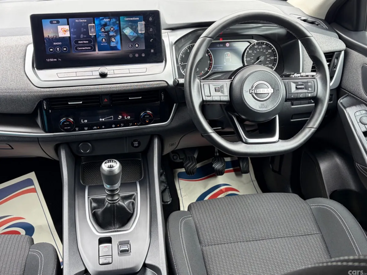 Nissan Qashqai SUV, Petrol Hybrid, 2025, Red