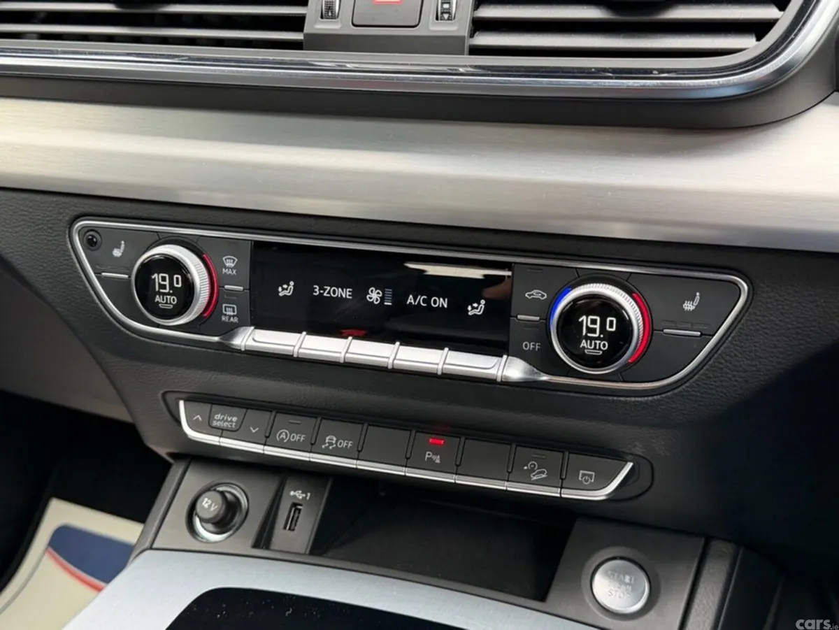 Audi Q5 Estate, Diesel, 2022, Blue
