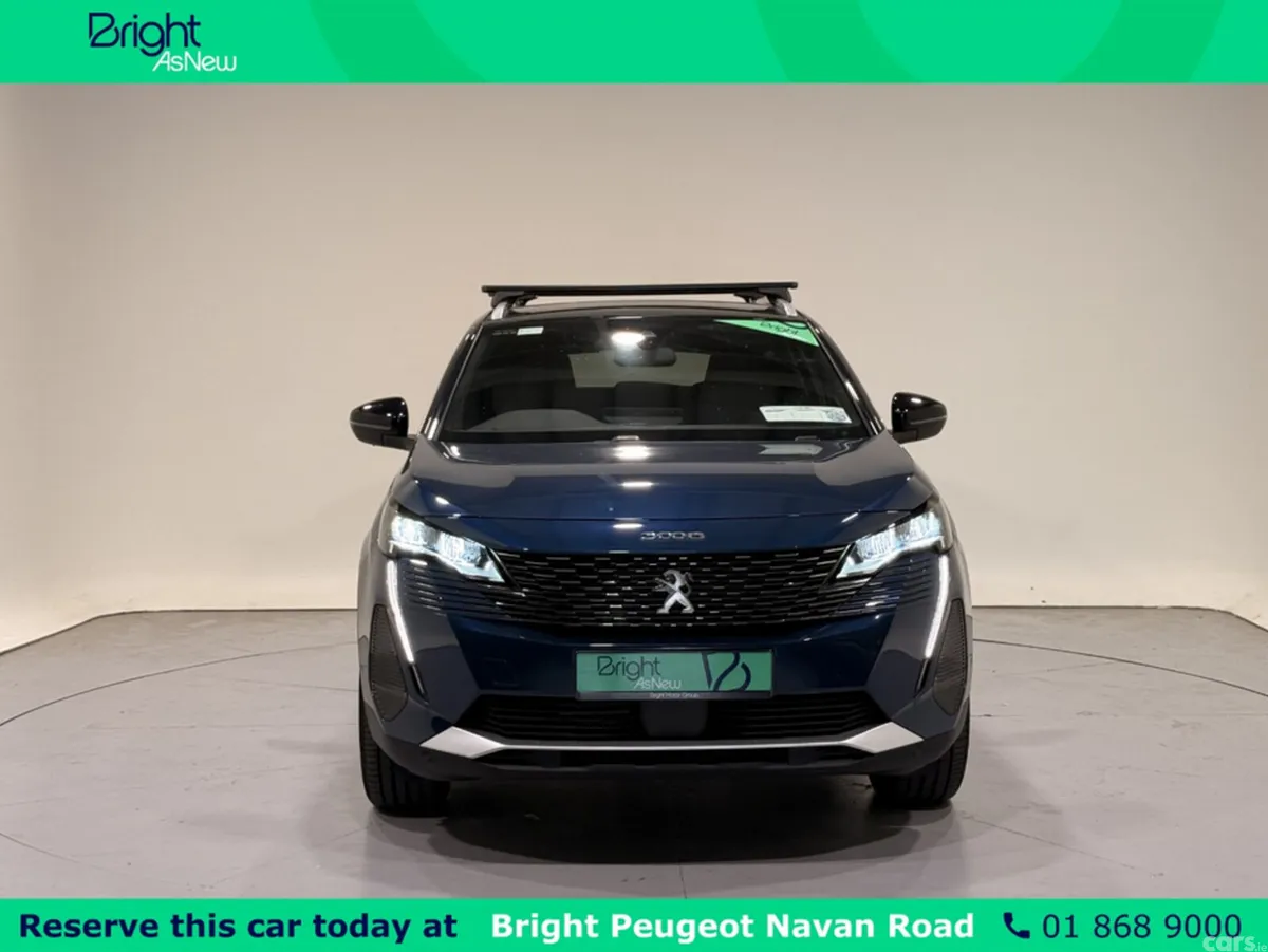 Peugeot 3008 MPV, Petrol, 2023, Blue