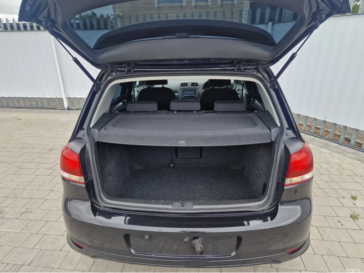 Volkswagen Golf Hatchback, Petrol, 2012, Black