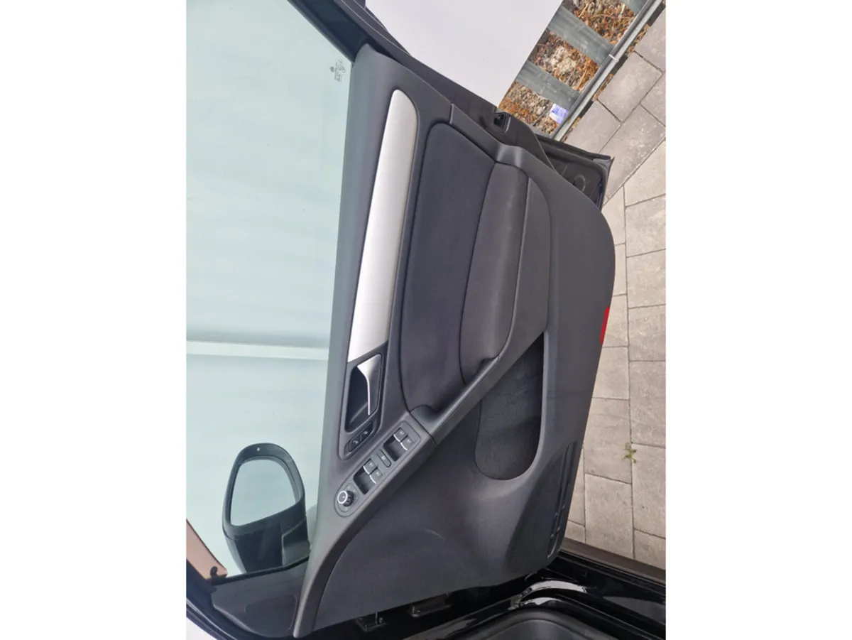 Volkswagen Golf Hatchback, Petrol, 2012, Black