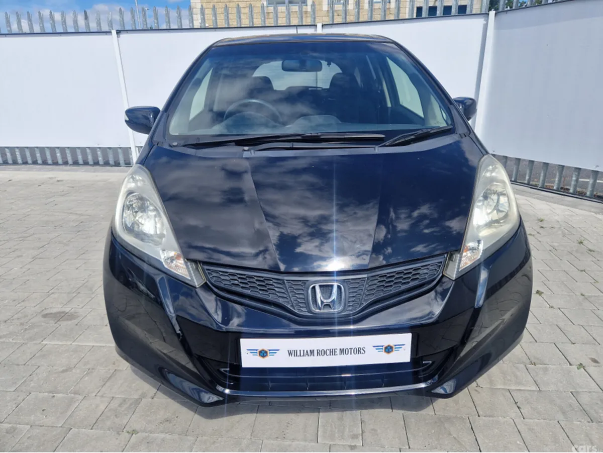 Honda Fit Hatchback, Petrol, 2013, Black