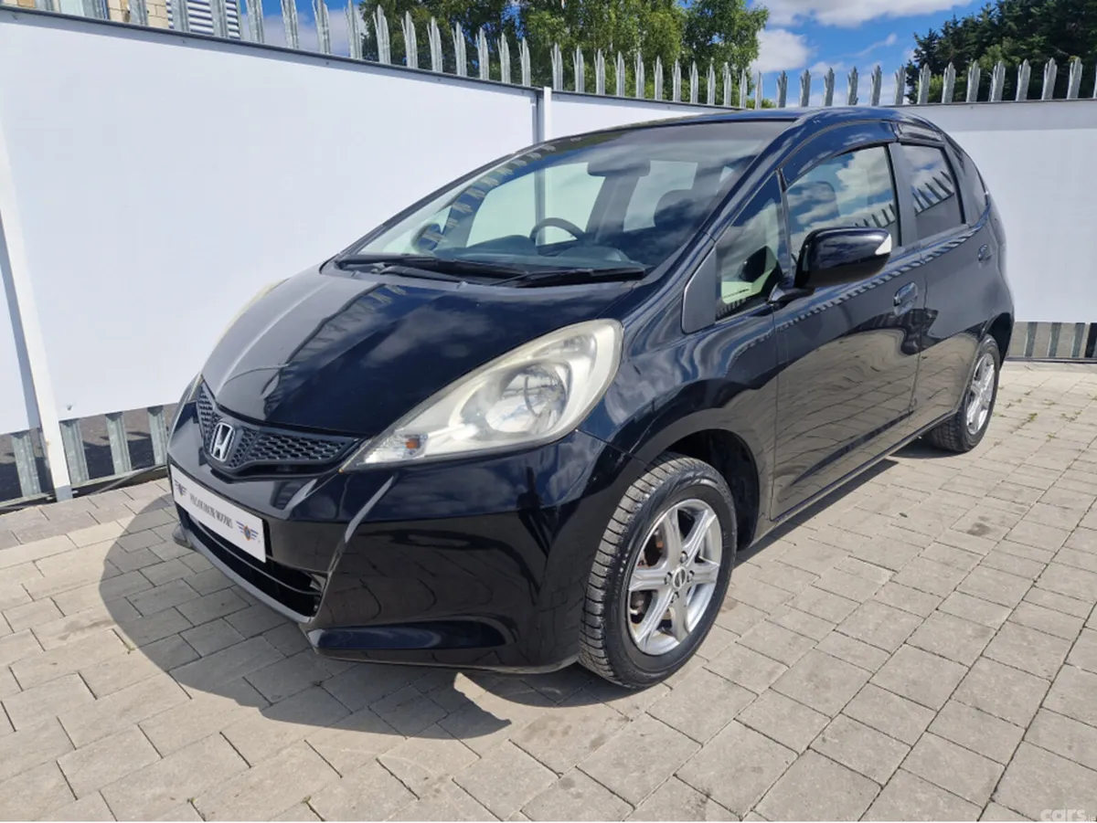 Honda Fit Hatchback, Petrol, 2013, Black