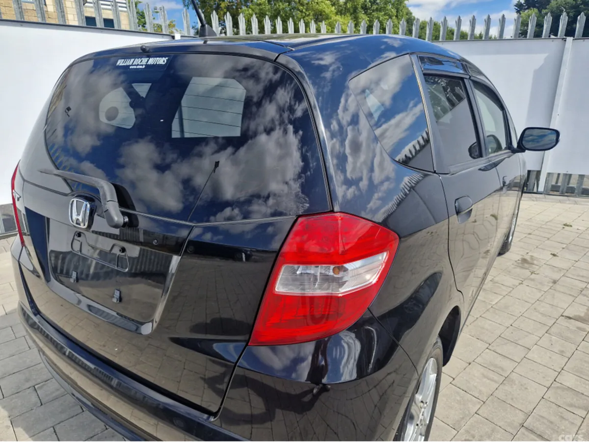 Honda Fit Hatchback, Petrol, 2013, Black