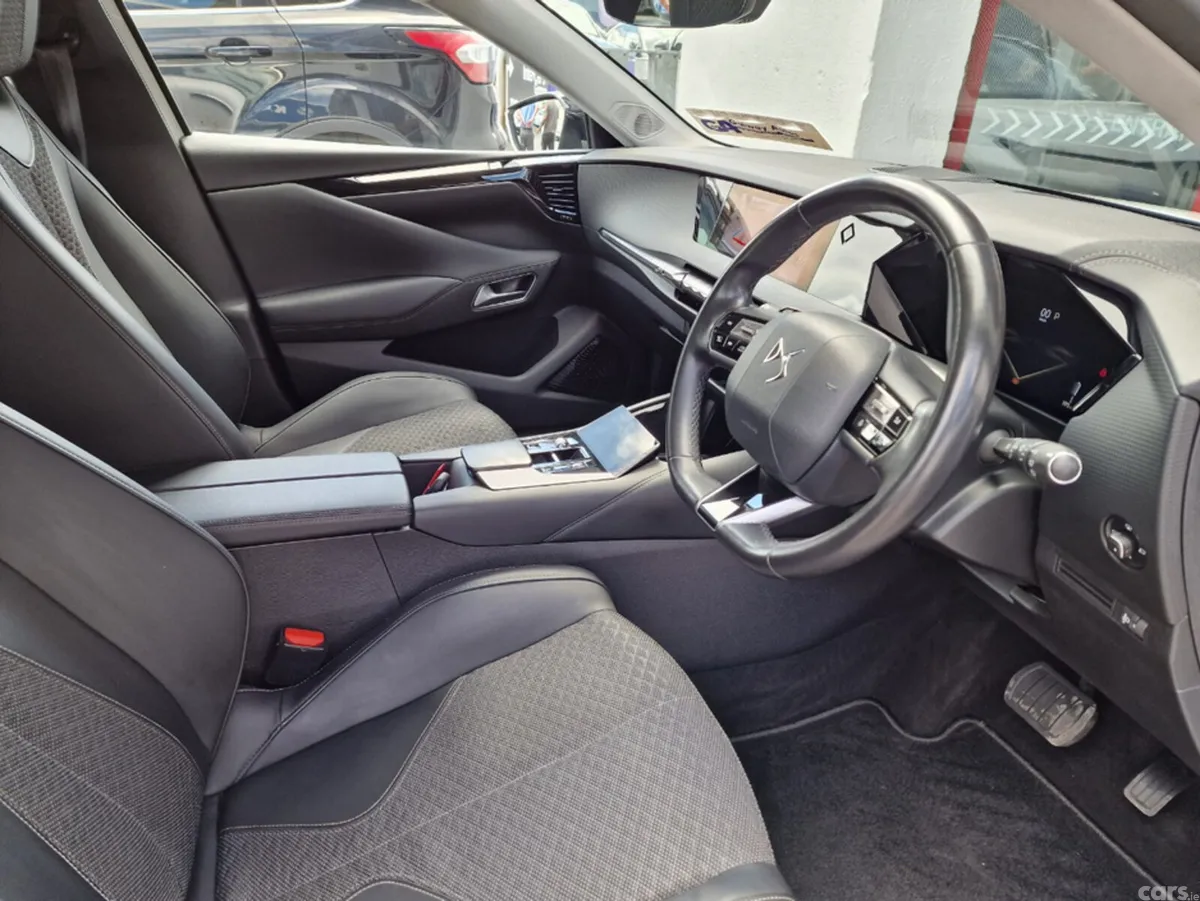 DS Automobiles DS 4 Hatchback, Diesel, 2022, White
