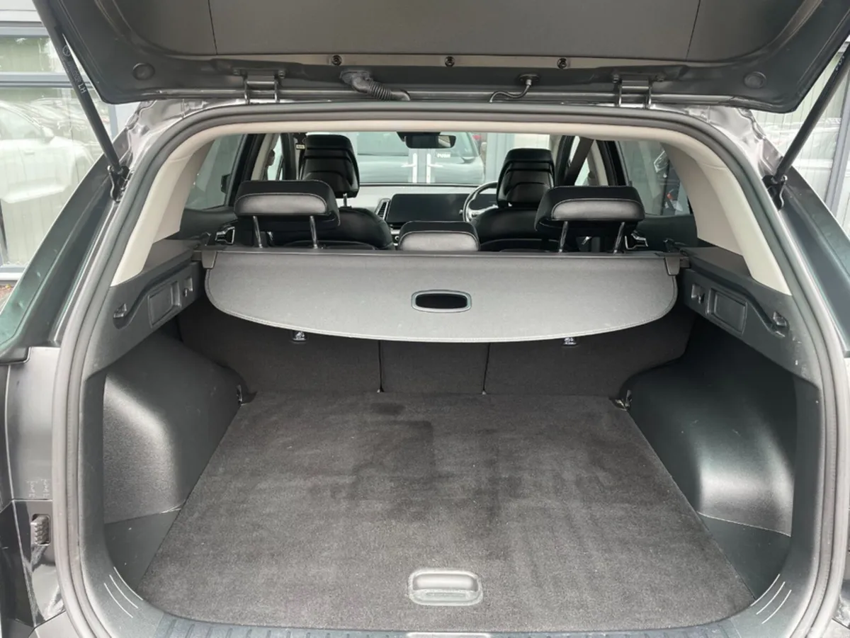 Kia Sportage MPV, Diesel Hybrid, 2023, Black
