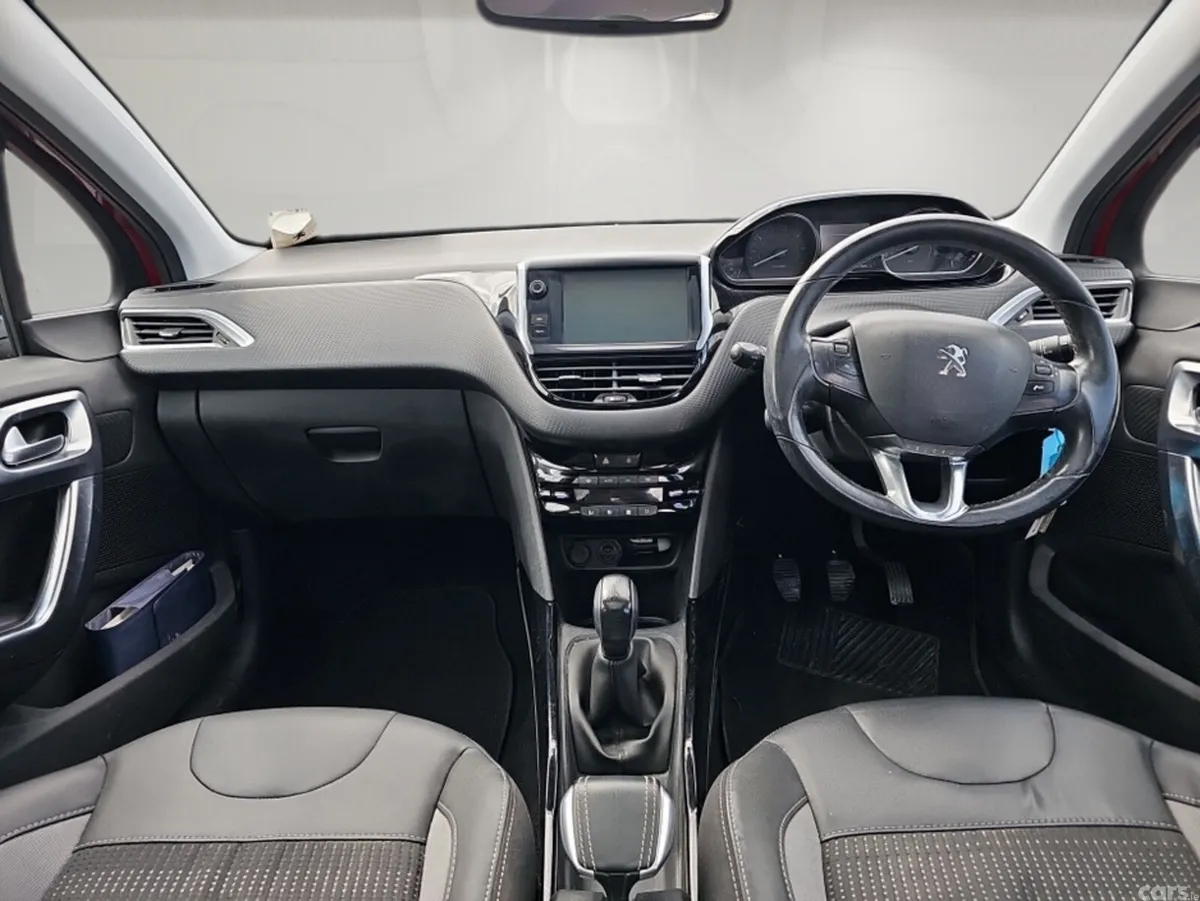 Peugeot 2008 Estate, Petrol, 2017, Red