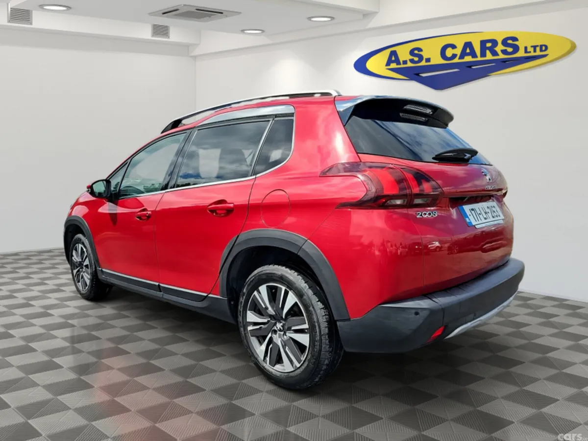 Peugeot 2008 Estate, Petrol, 2017, Red