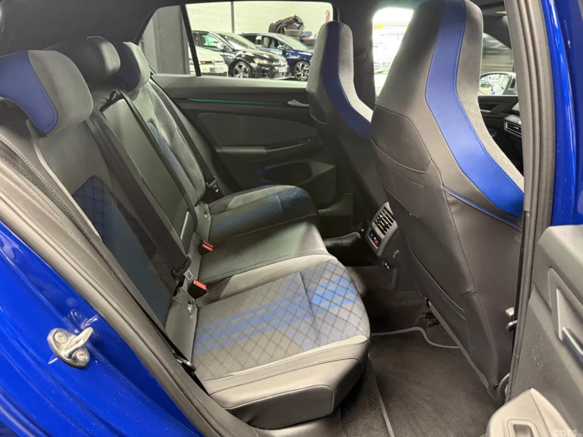 Volkswagen Golf Hatchback, Petrol, 2021, Blue