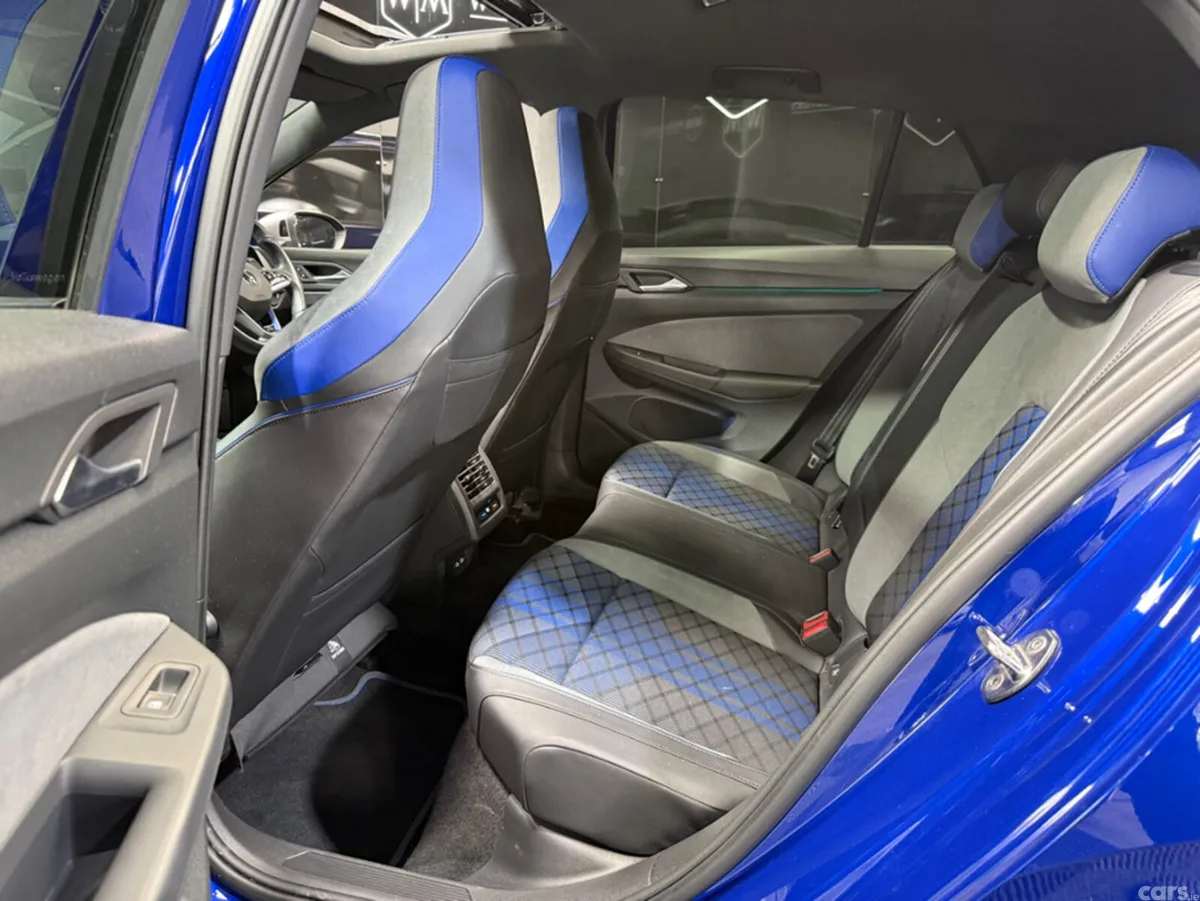 Volkswagen Golf Hatchback, Petrol, 2021, Blue