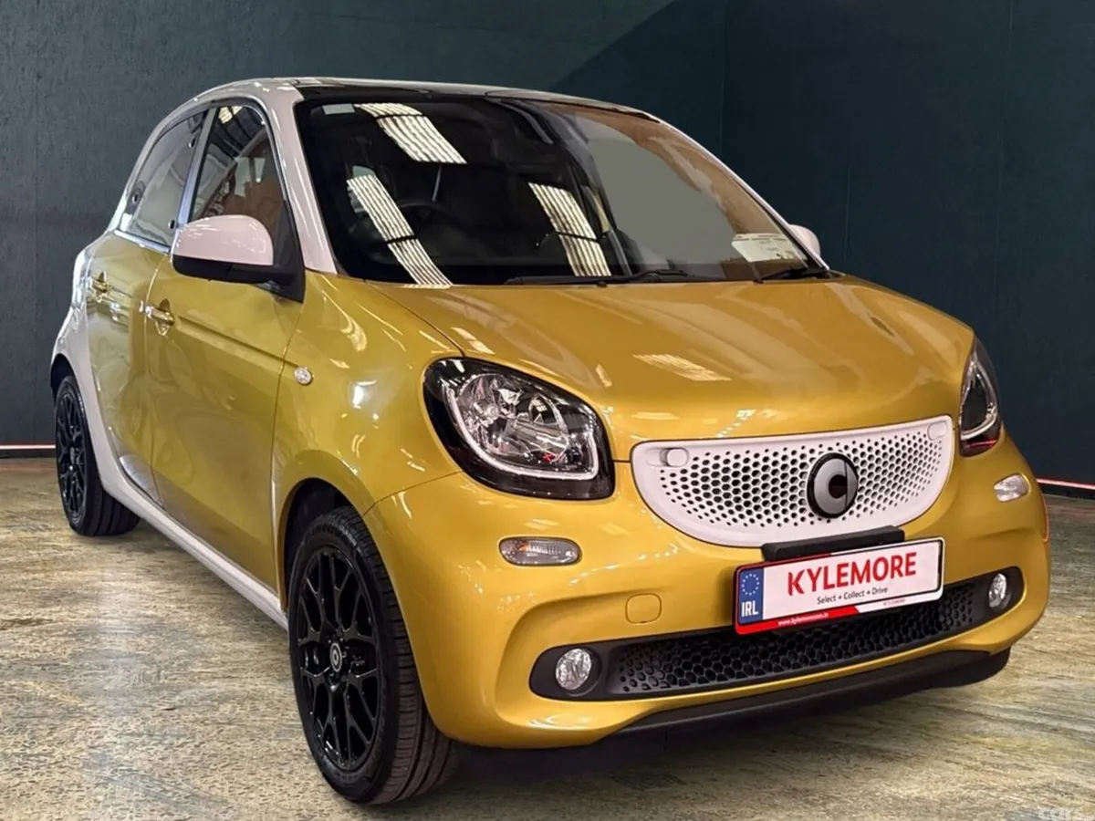 Smart Forfour Hatchback, Petrol, 2017, Yellow