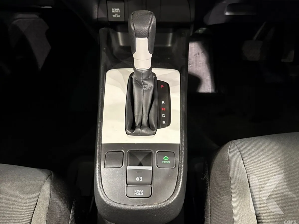 Honda Fit Hatchback, Petrol Hybrid, 2023, Silver