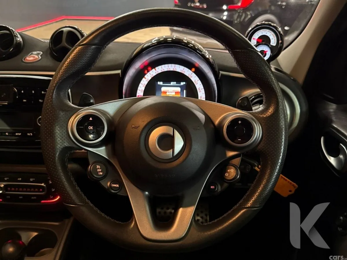 Smart Forfour Hatchback, Petrol, 2017, Yellow