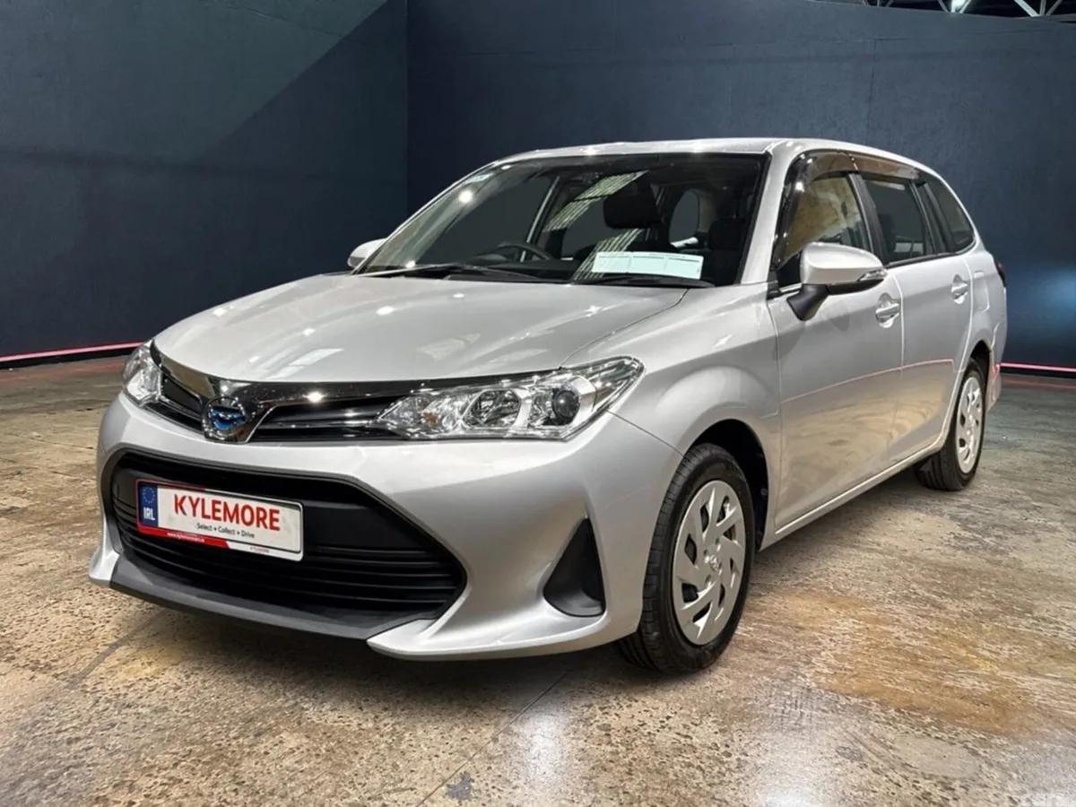 Toyota Corolla Estate, Petrol Hybrid, 2021, Silver