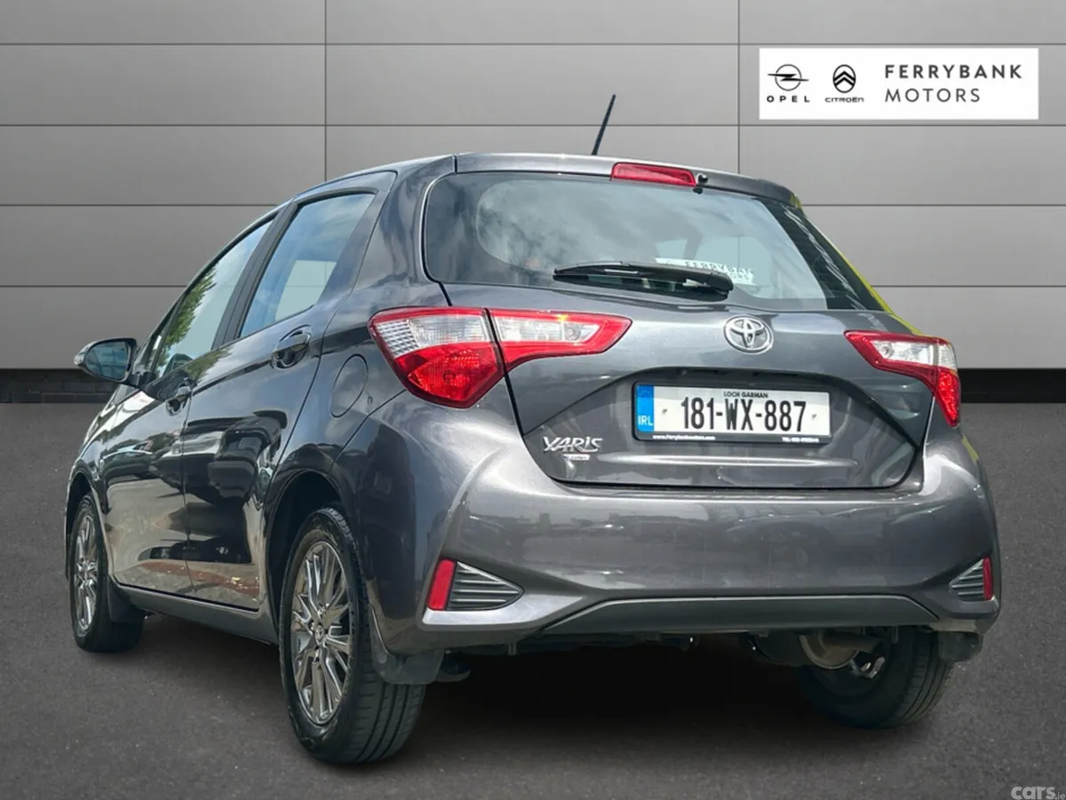 Toyota Yaris Hatchback, Petrol, 2018, Grey