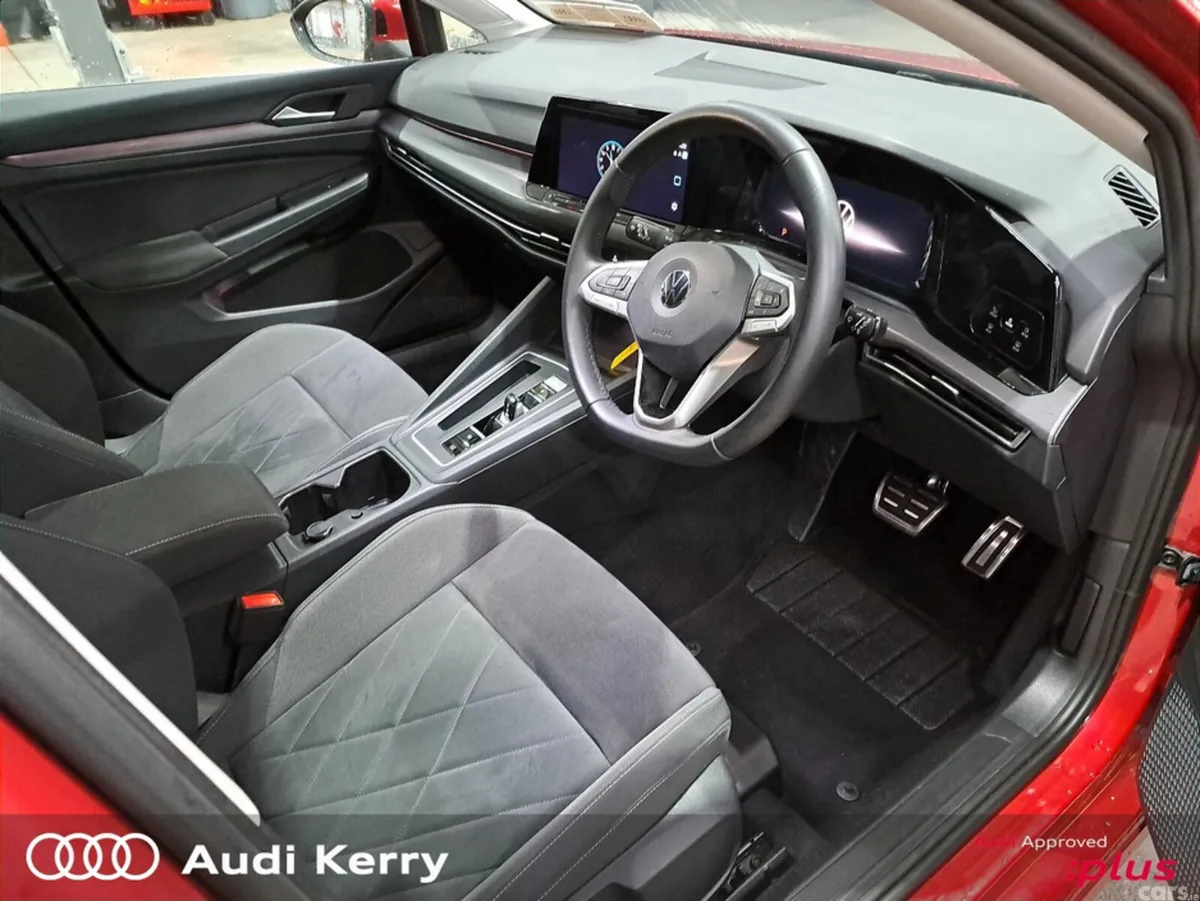 Volkswagen Golf Estate, Petrol, 2023, Red
