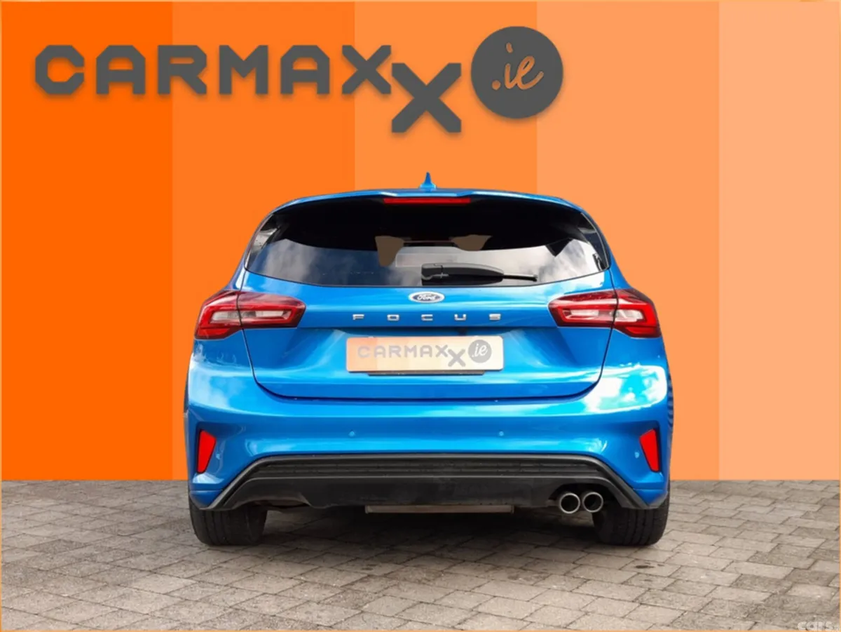 Ford Focus Hatchback, Diesel, 2024, Blue