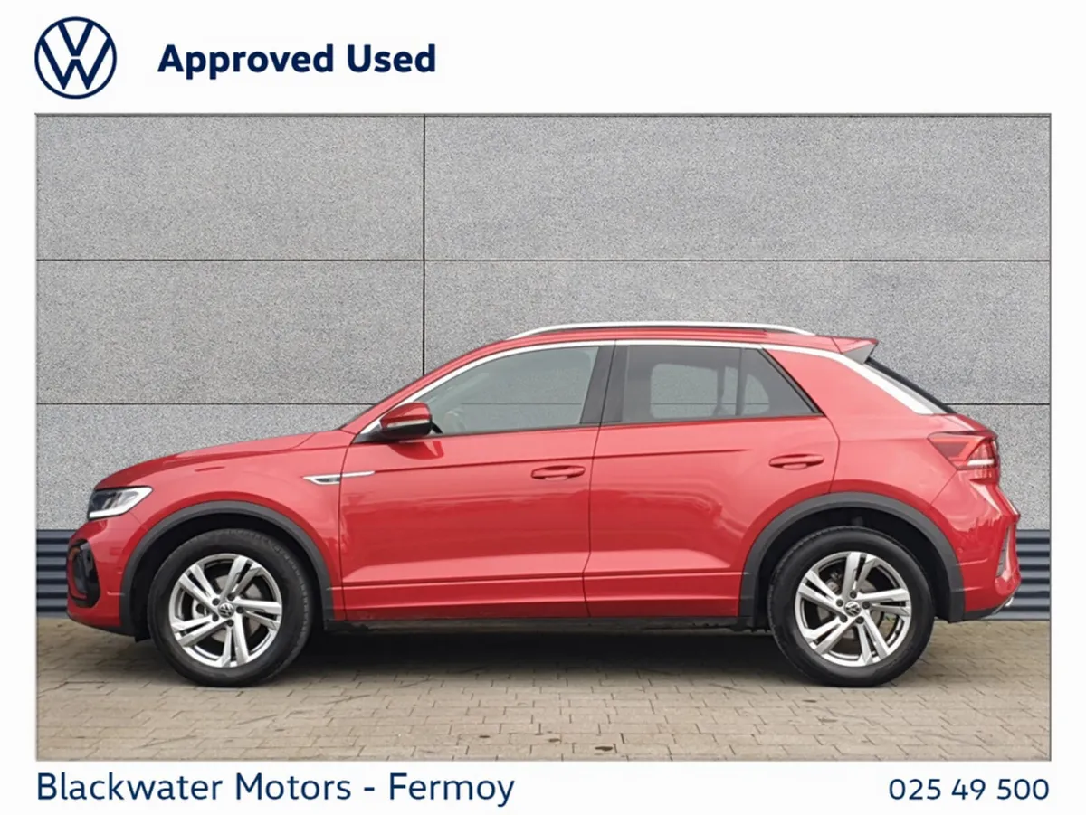 Volkswagen T-Roc SUV, Petrol, 2024, Red