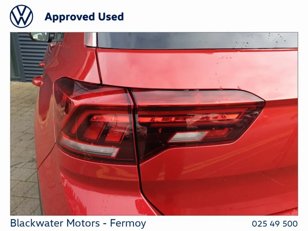 Volkswagen T-Roc SUV, Petrol, 2024, Red