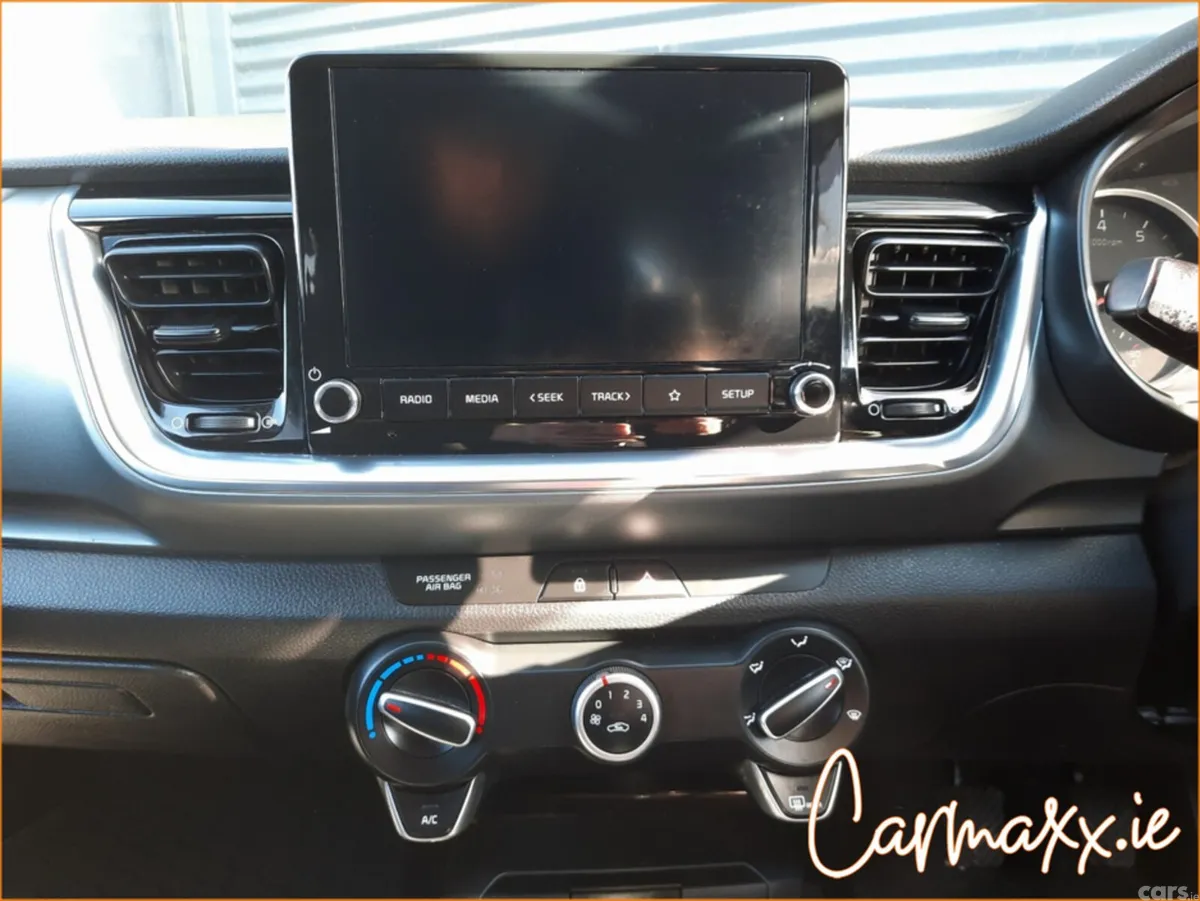 Kia Stonic Hatchback, Petrol, 2024, Blue