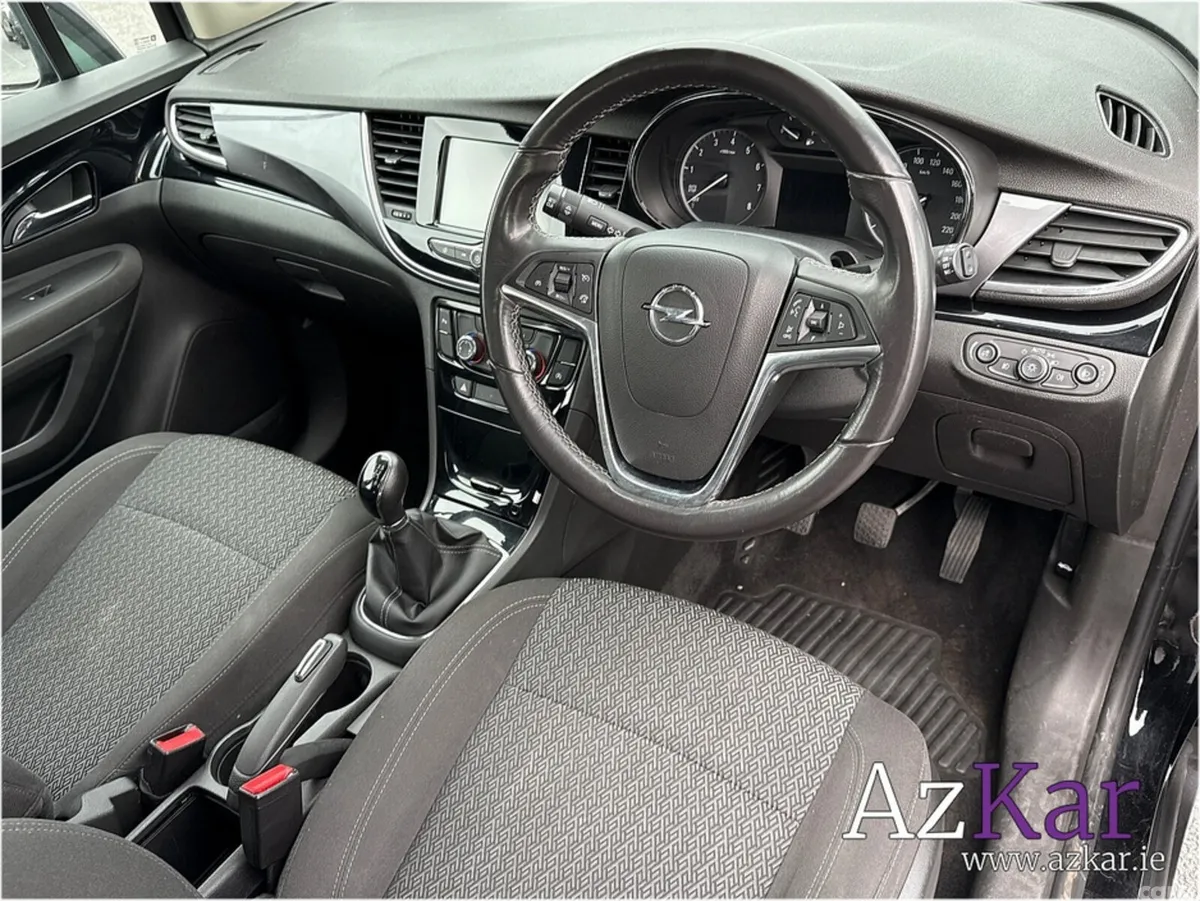 Opel Mokka Hatchback, Petrol, 2019, Black