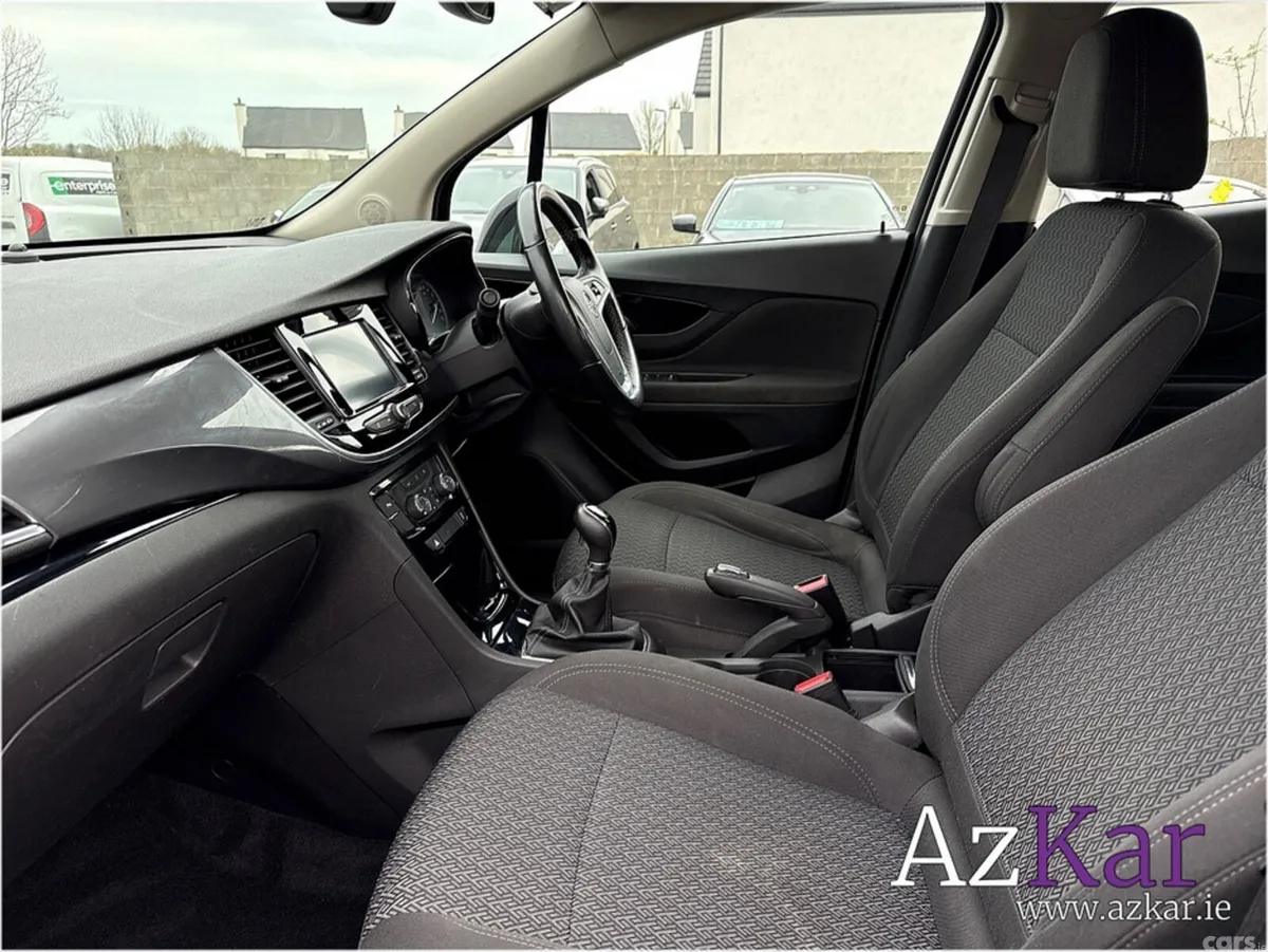 Opel Mokka Hatchback, Petrol, 2019, Black
