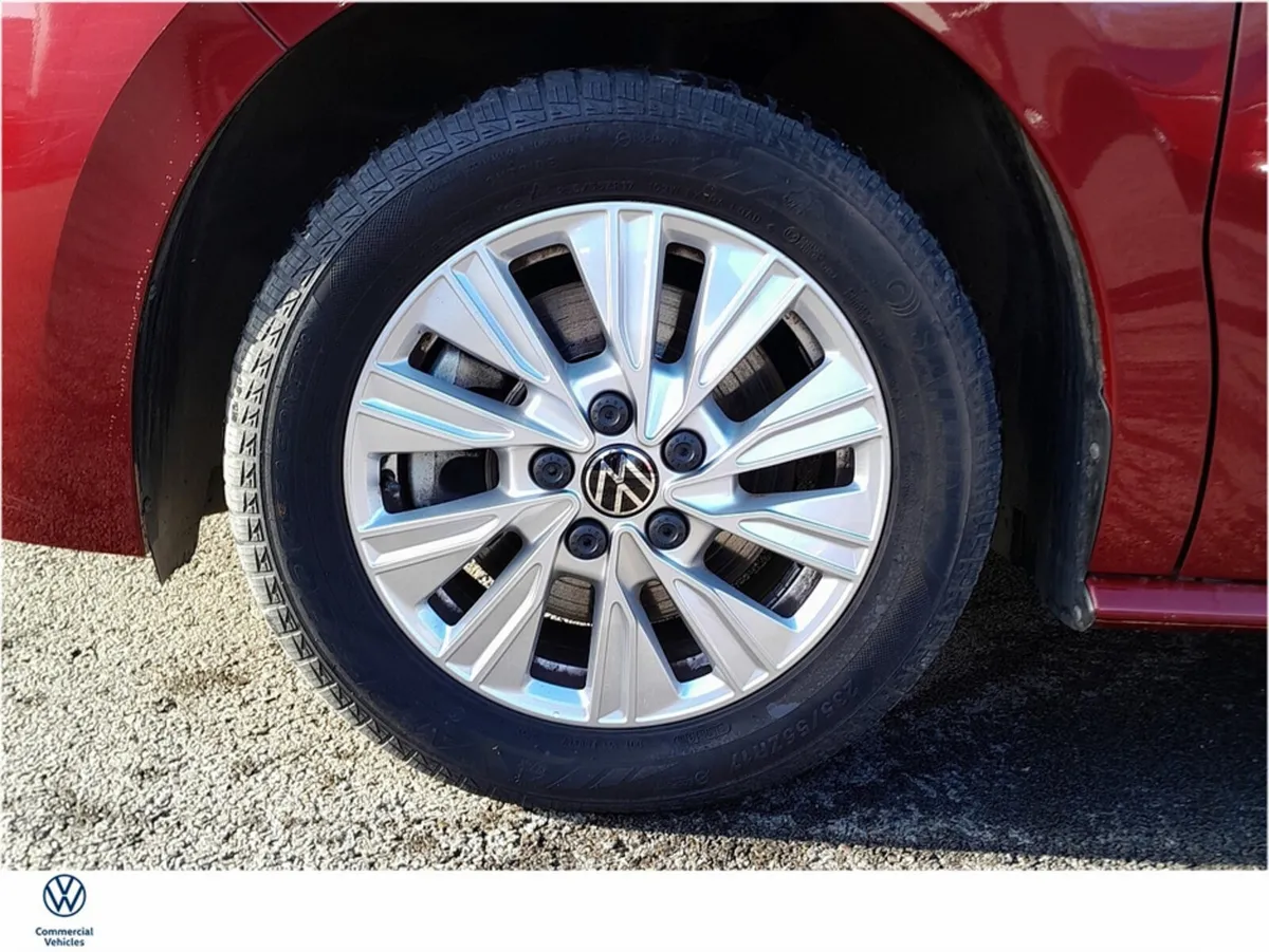 Volkswagen Multivan MPV, Petrol Plug-in Hybrid, 2023, Red