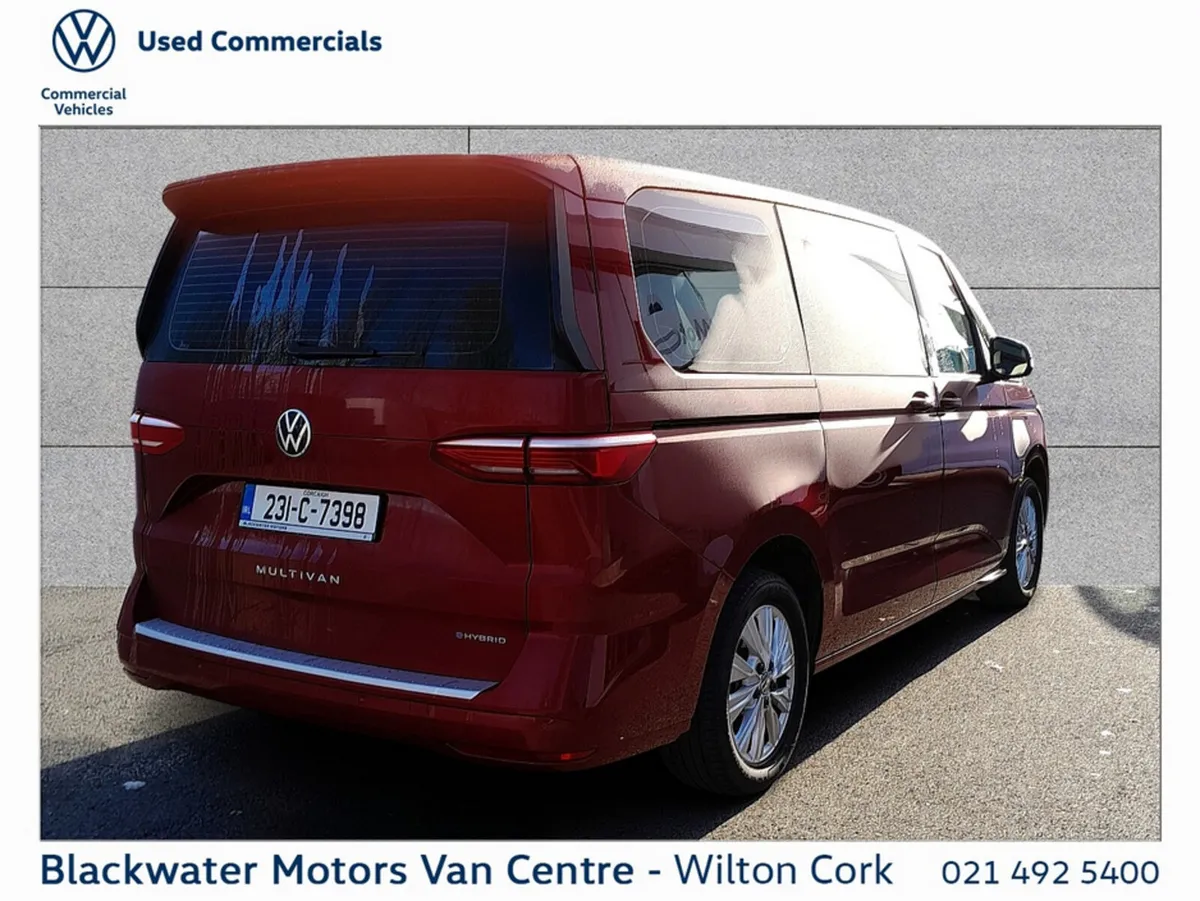 Volkswagen Multivan MPV, Petrol Plug-in Hybrid, 2023, Red