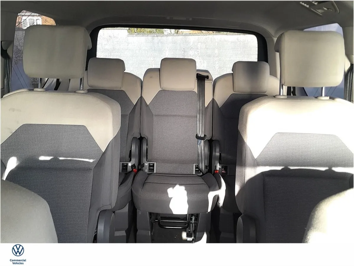 Volkswagen Multivan MPV, Petrol Plug-in Hybrid, 2023, Red