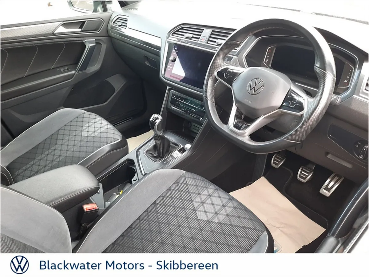 Volkswagen Tiguan SUV, Diesel, 2022, Black